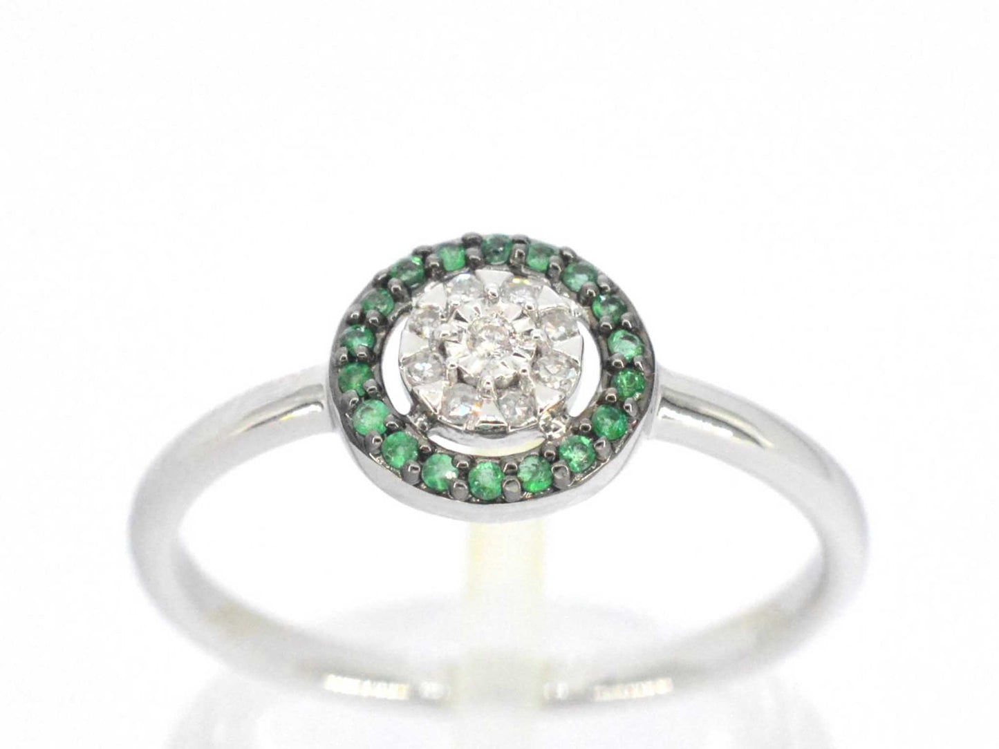 Witgouden ring met diamanten en smaragd 2313-8