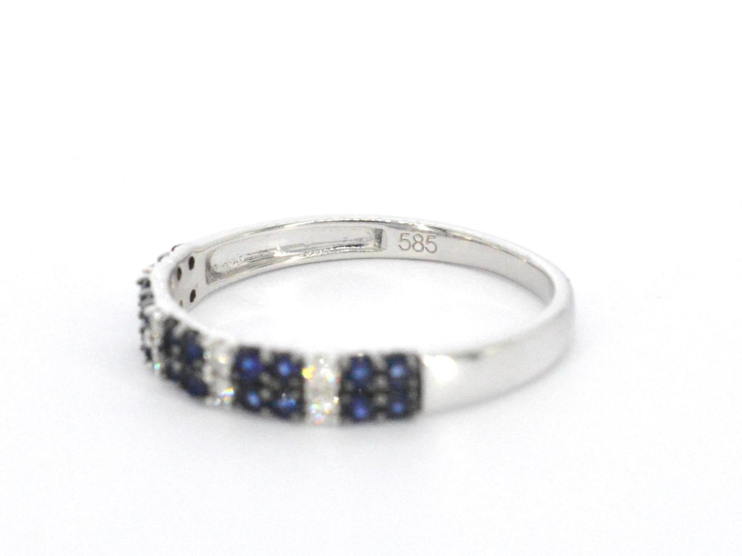 Witgouden ring met diamanten en saffieren