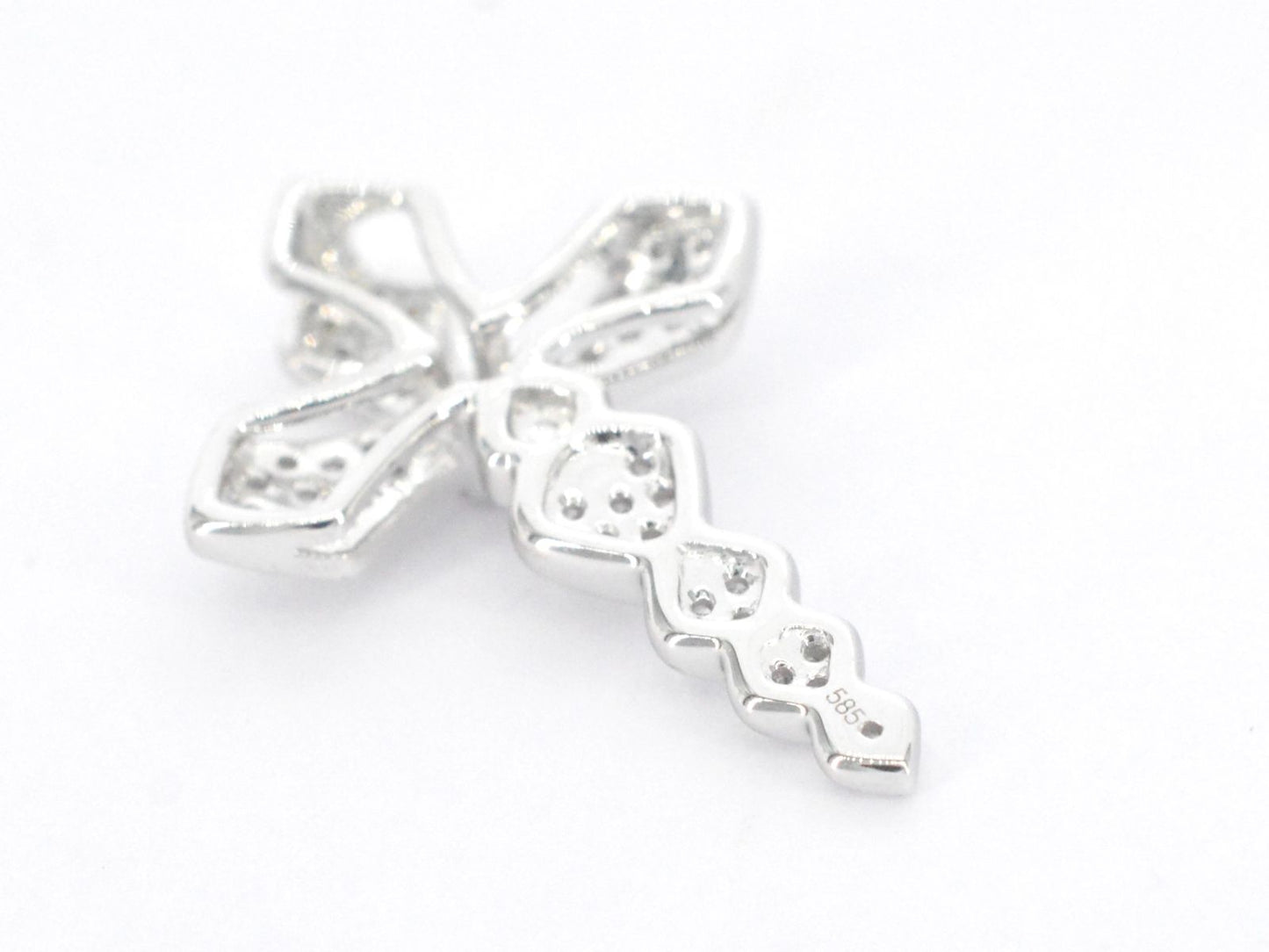 Witgouden hanger met diamanten 2336-4