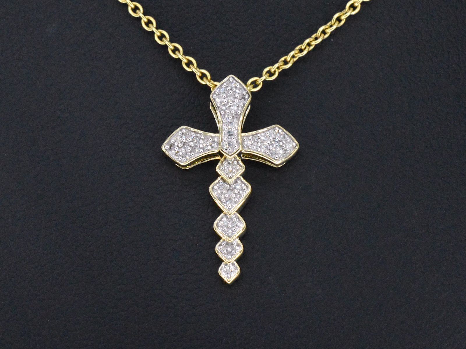 Gouden hanger met diamanten