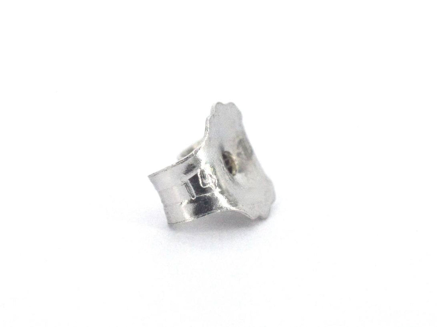 Witgouden design oorbellen met diamanten en saffier