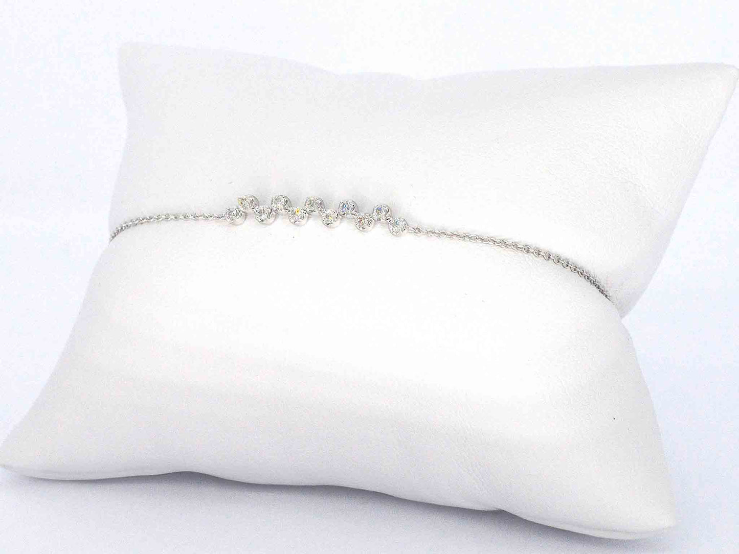 Witgouden armband met diamanten