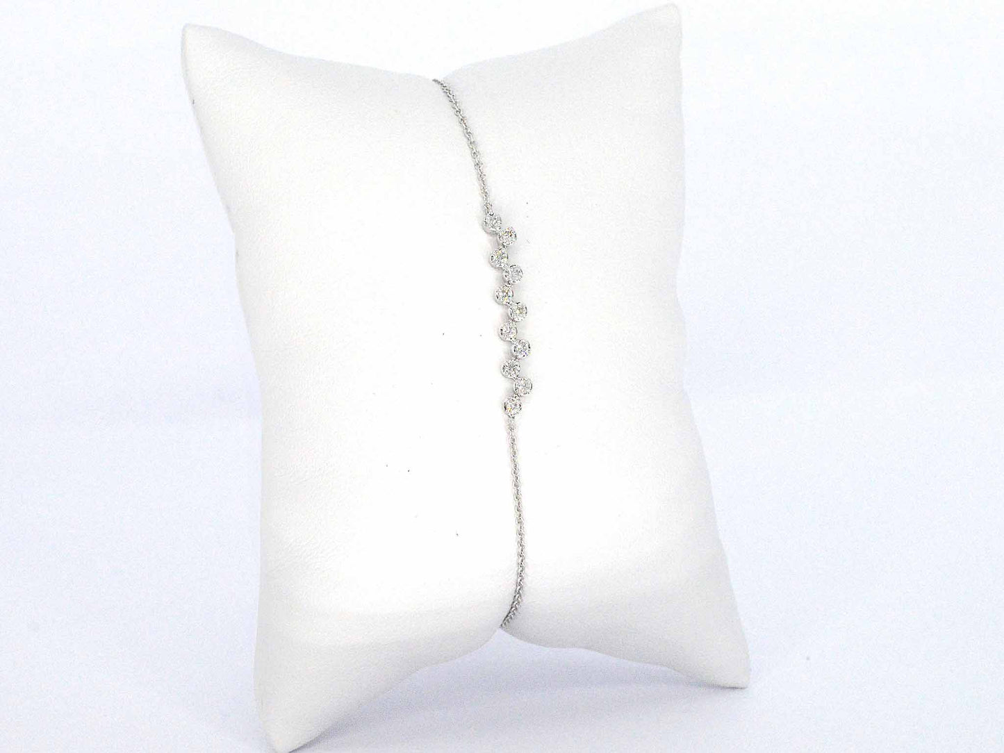 Witgouden armband met diamanten