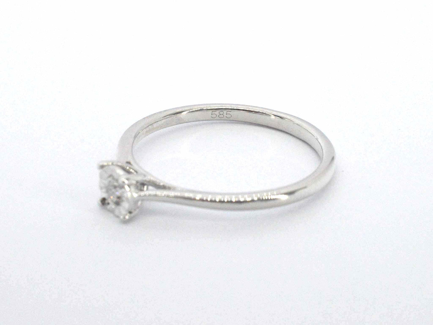 Witgouden solitaire ring met een briljant geslepen diamant