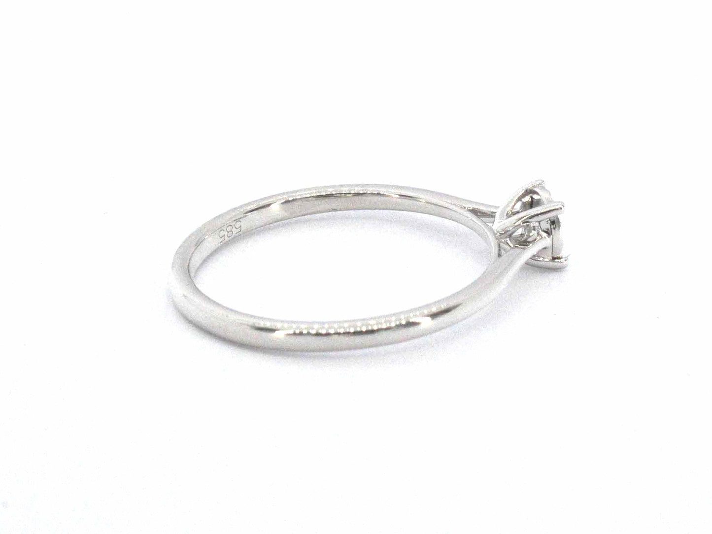 Witgouden solitaire ring met een briljant geslepen diamant