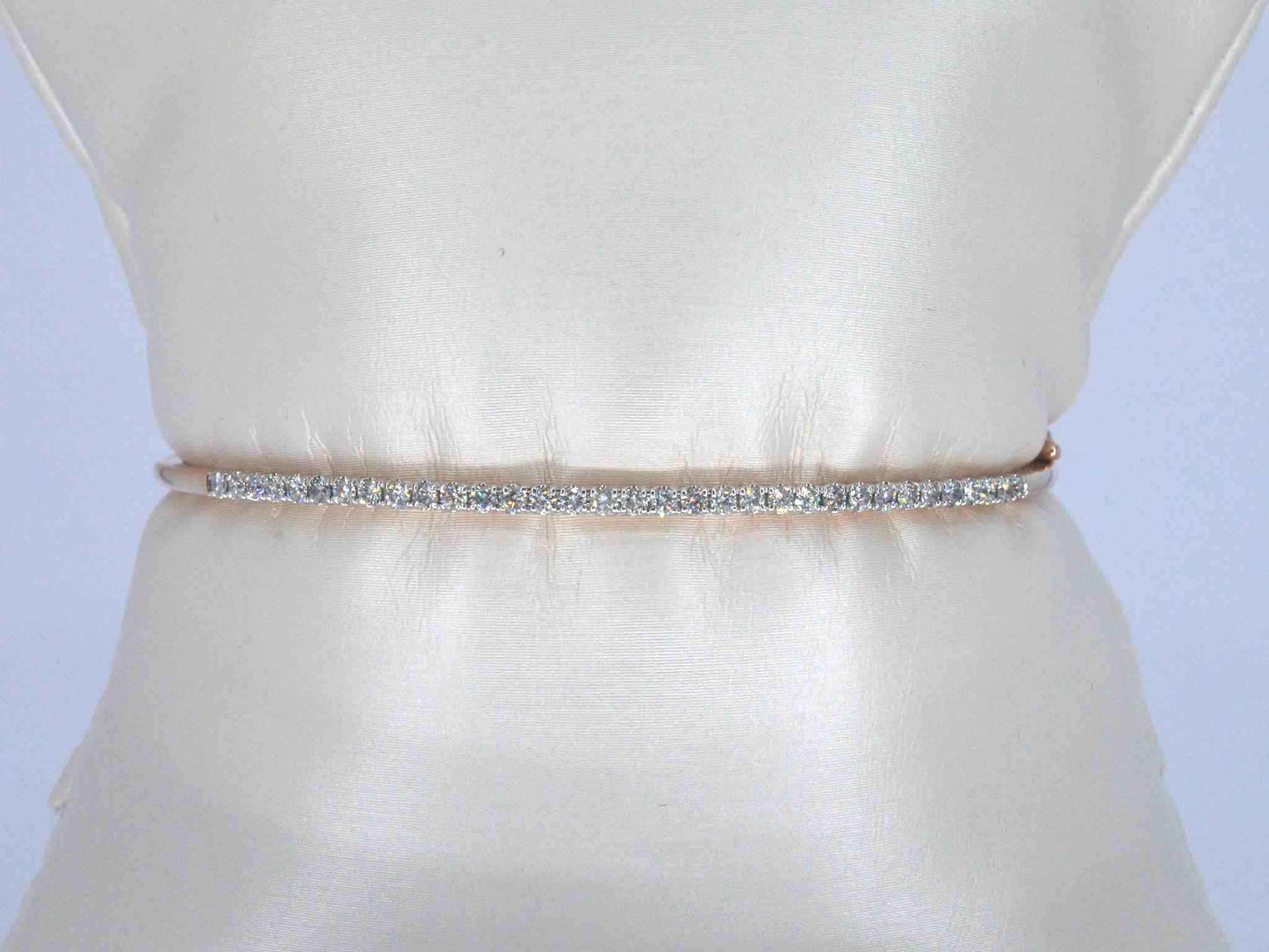 Rosegouden bangle armband met natuurlijke briljant geslepen diamanten