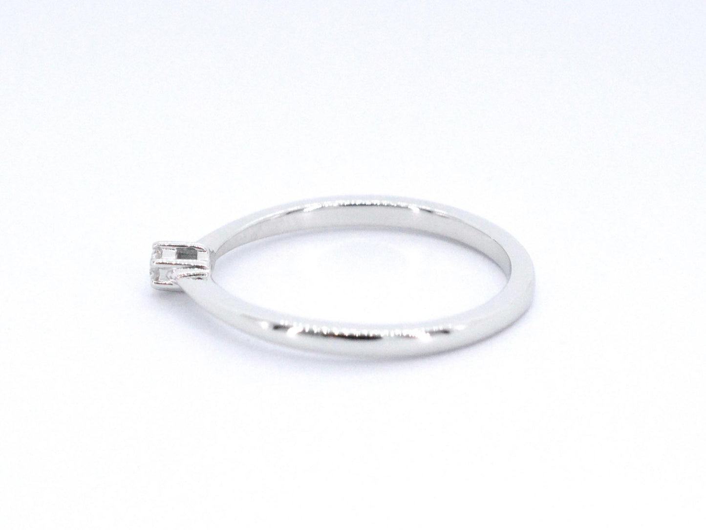 Witgouden ring solitaire met een briljant geslepen diamant 2501-3