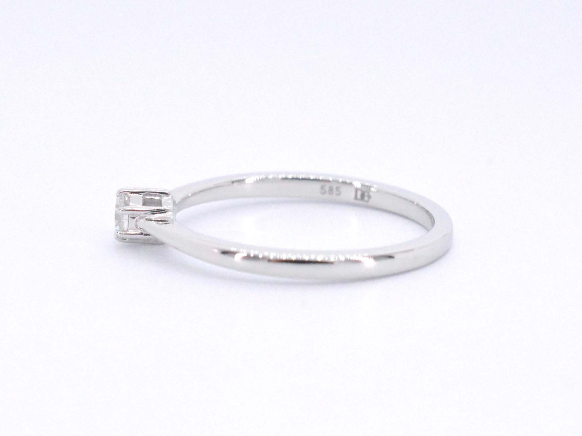 Witgouden ring solitaire met een briljant geslepen diamant 2502-3