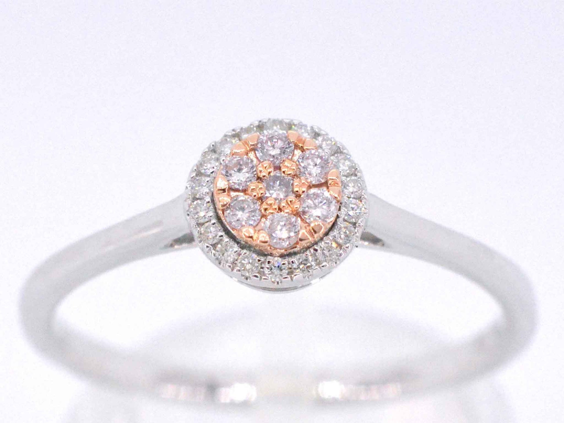 Witgouden ring met natuurlijke roze en witte diamant