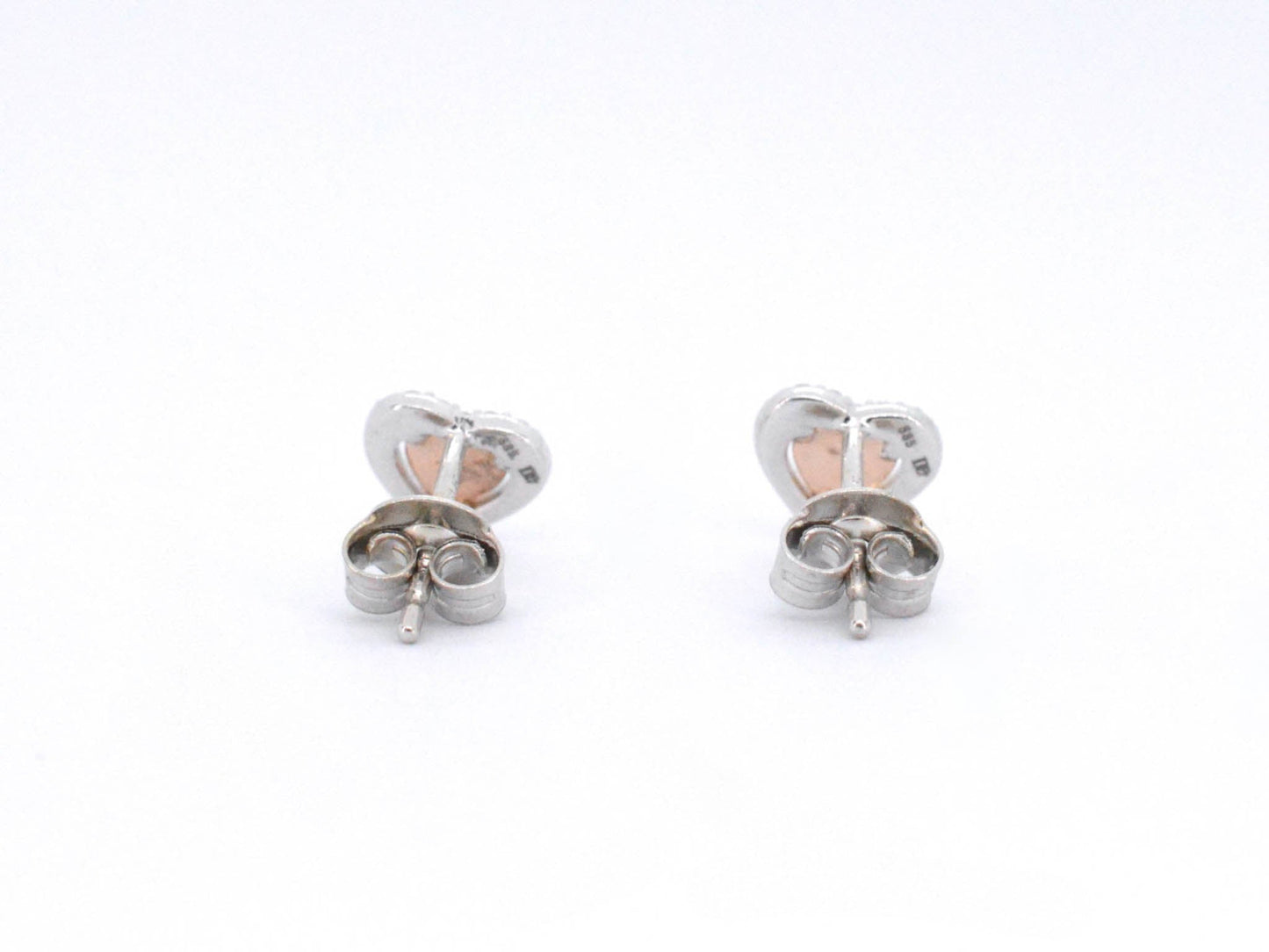 Witgouden hartvormige oorbellen met natuurlijke roze en witte diamant