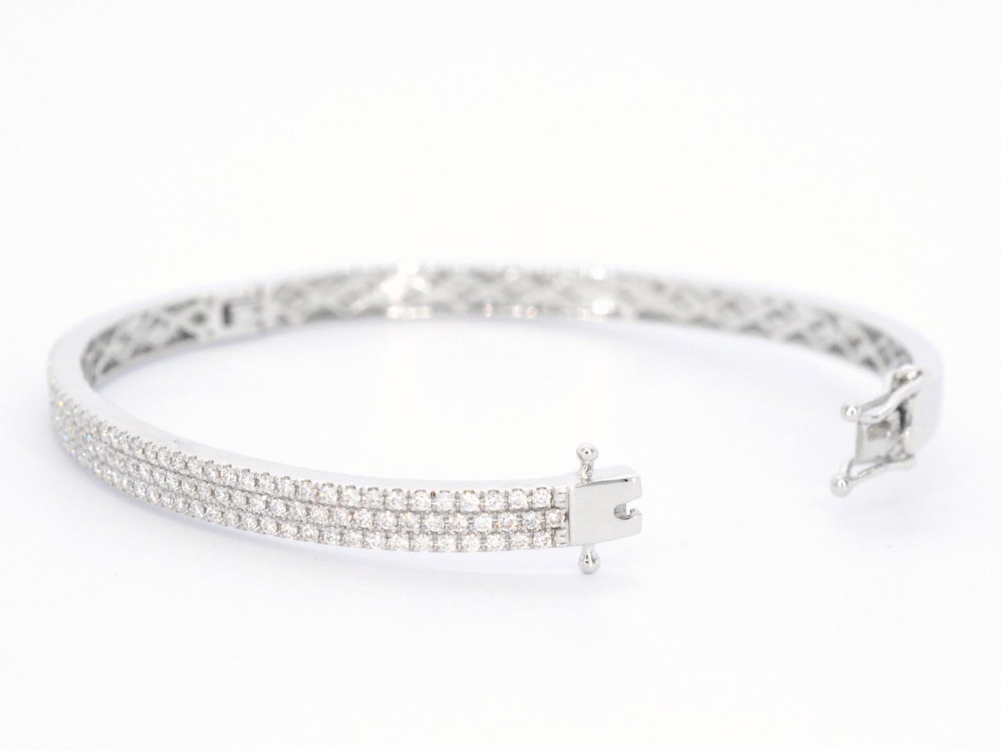 Witgouden vaste armband met briljant geslepen diamant 2520-3