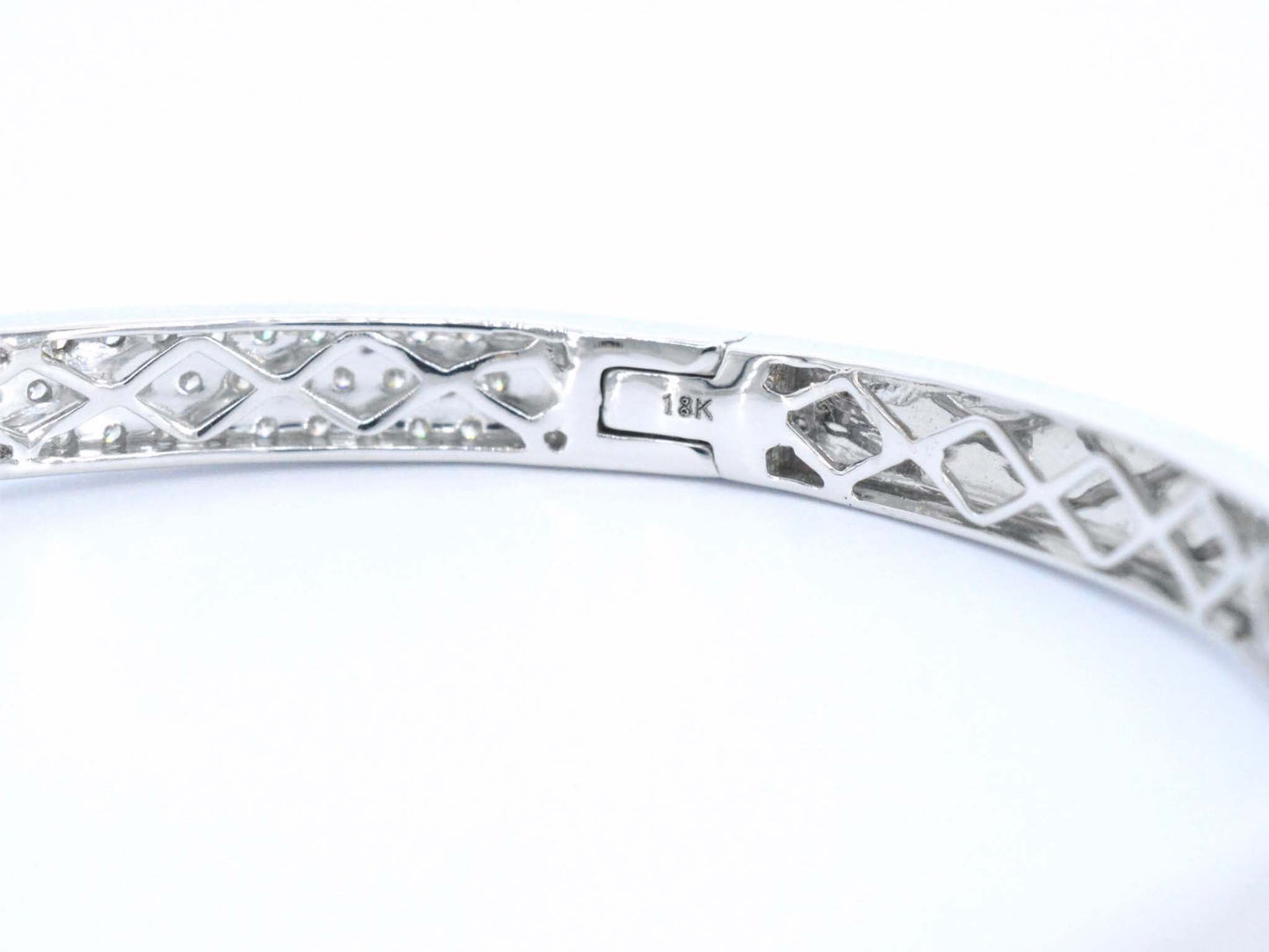 Witgouden vaste armband met briljant geslepen diamant 2520-5
