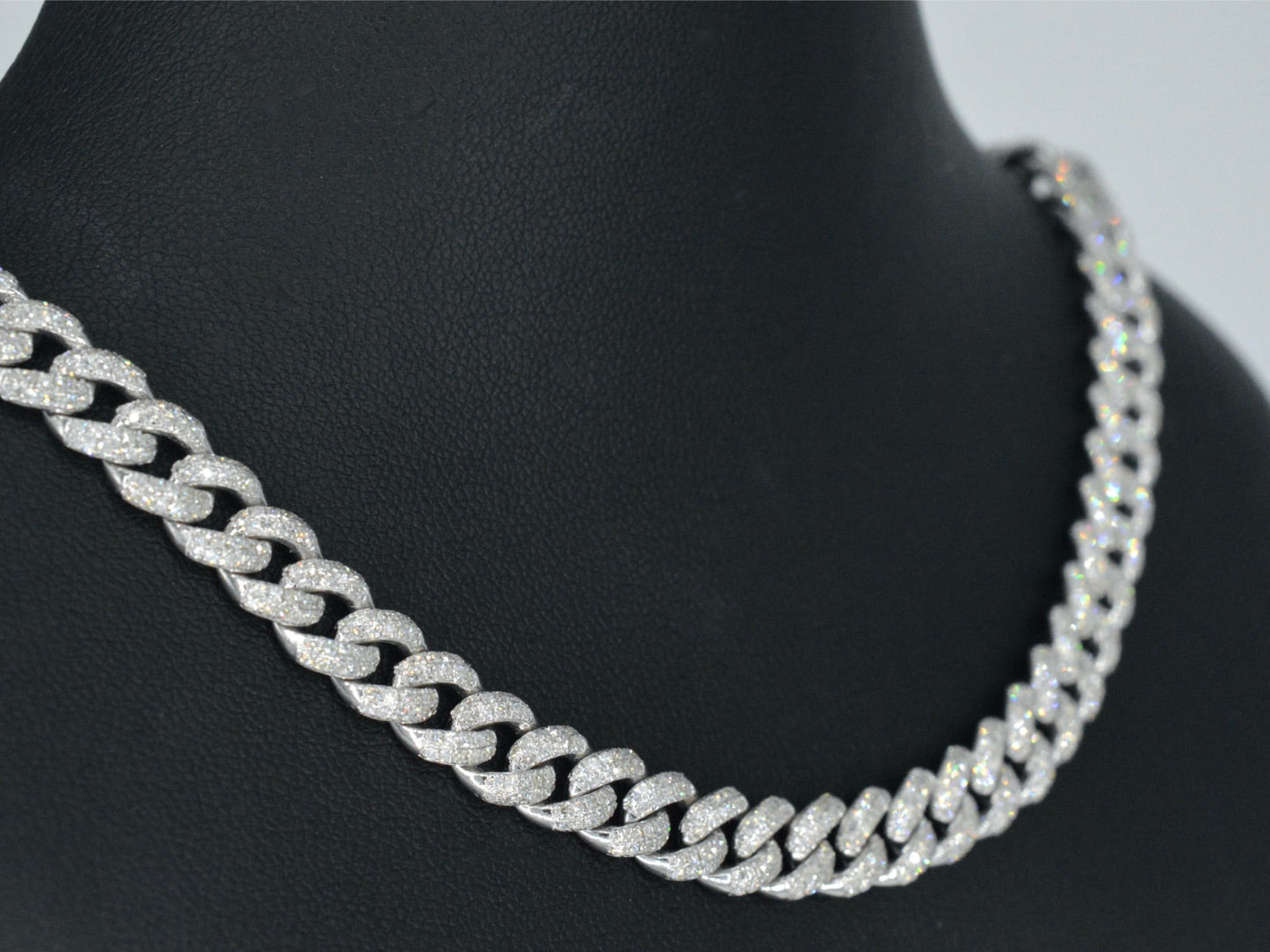 Witgouden cuban ketting vol met diamanten 8.50 carat