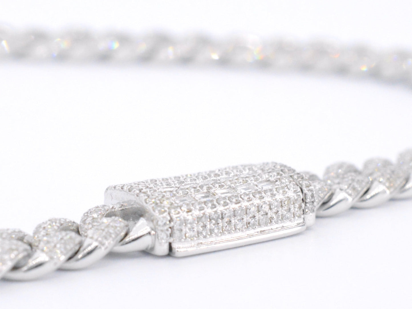 Witgouden cuban ketting vol met diamanten 8.50 carat