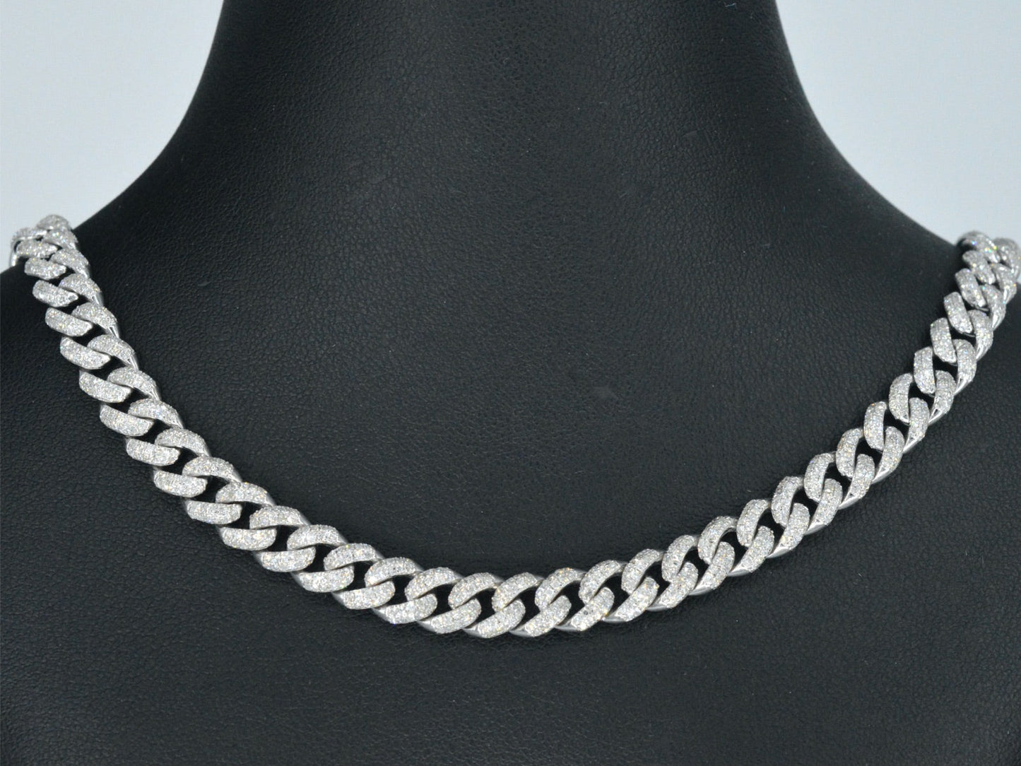 Witgouden cuban ketting vol met diamanten 8.50 carat
