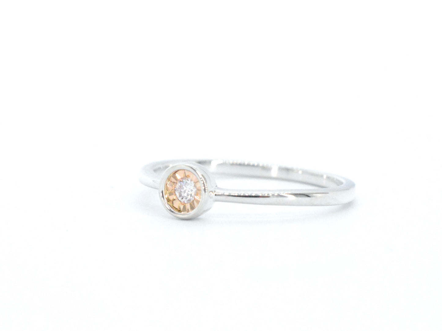 Witgouden ring met roze diamant
