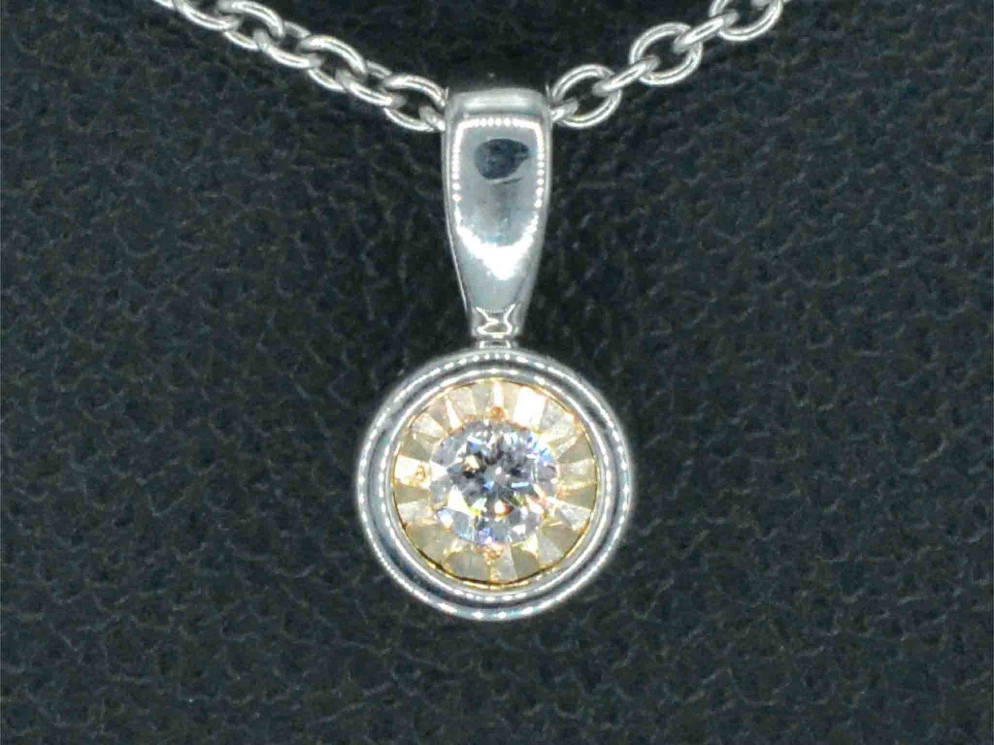 Witgouden hanger met roze diamant