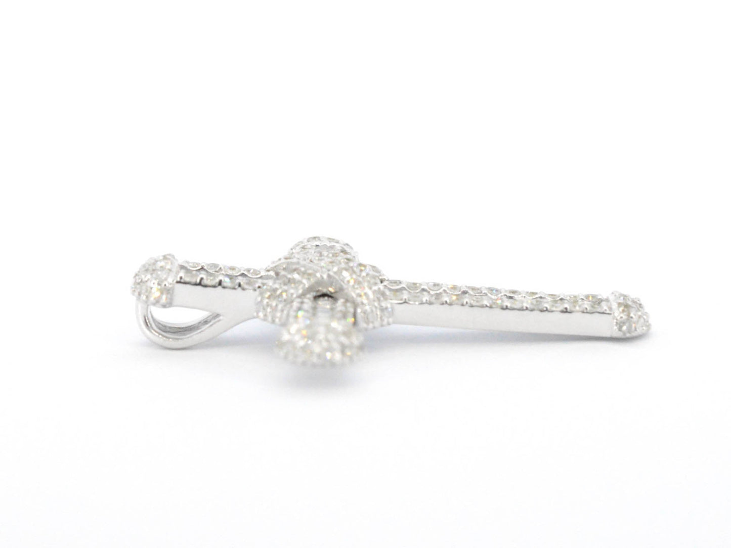 Witgouden kruishanger met diamanten 2525-3