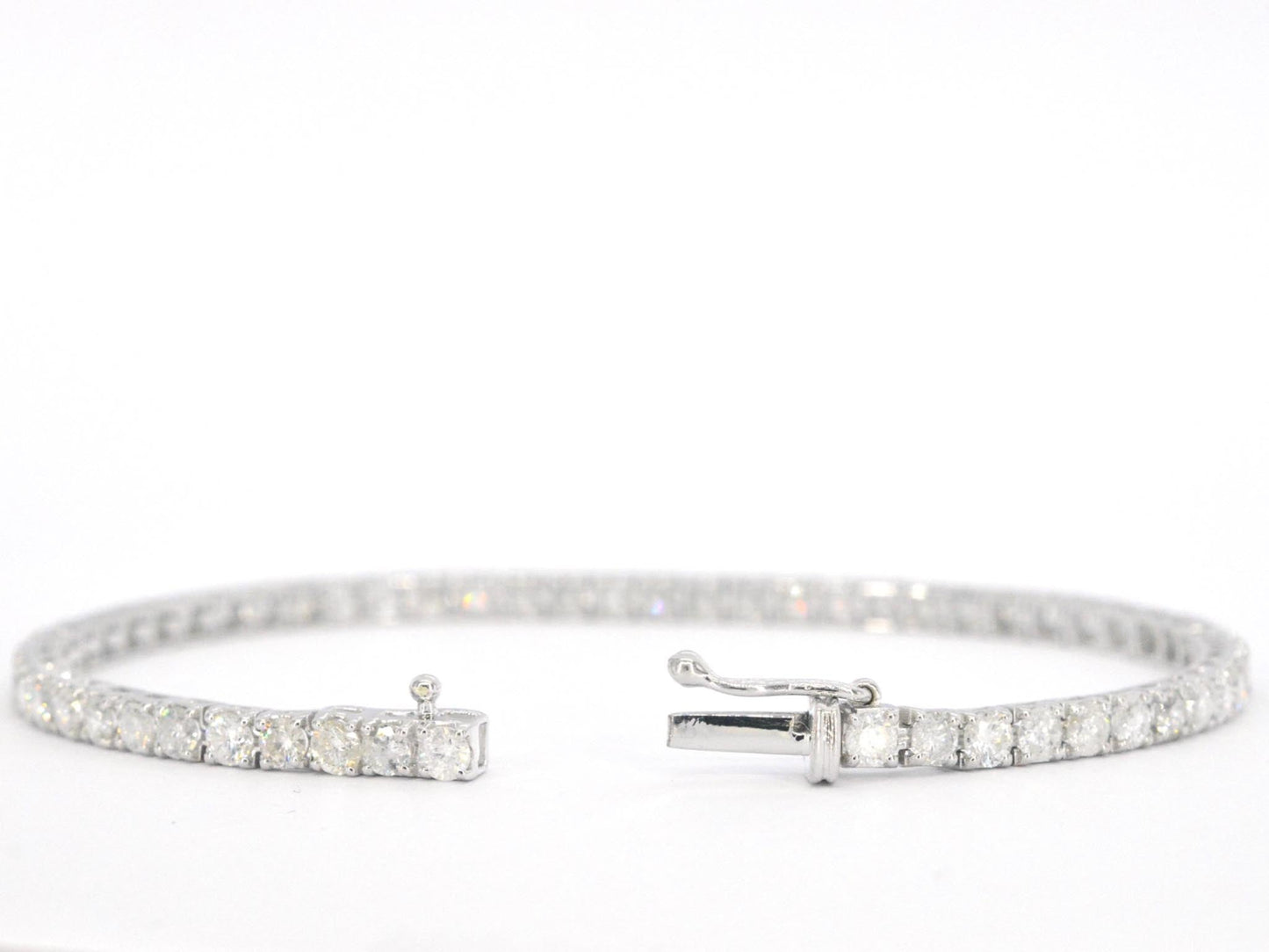 Witgouden armband met diamanten 5.40 carat
