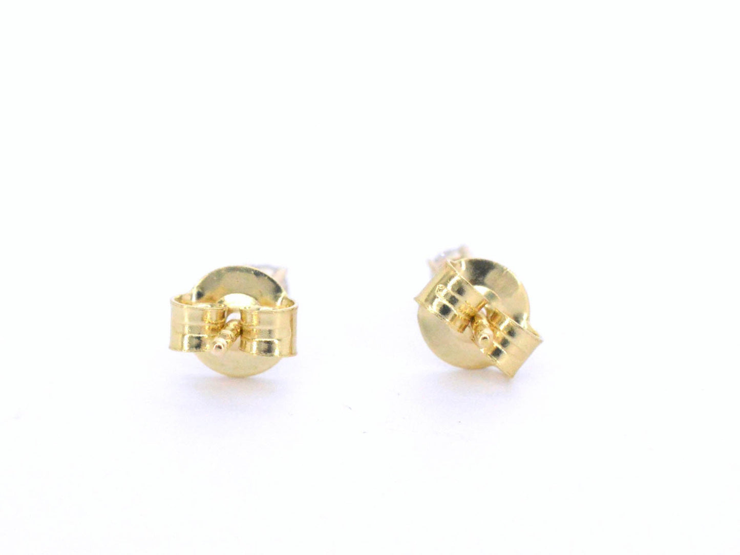 Gouden oorbellen met diamant