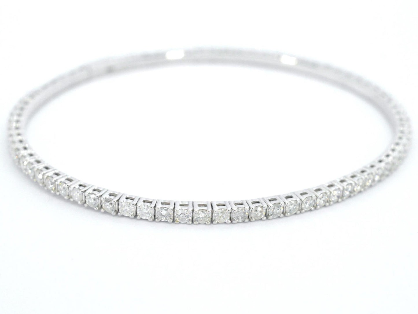 Witgouden flexibele armband met diamant 2.50 carat