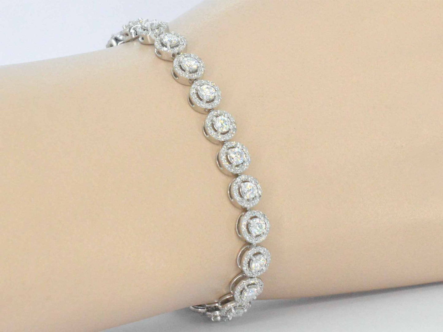 Witgouden armband met diamanten en briljanten 5.50 carat