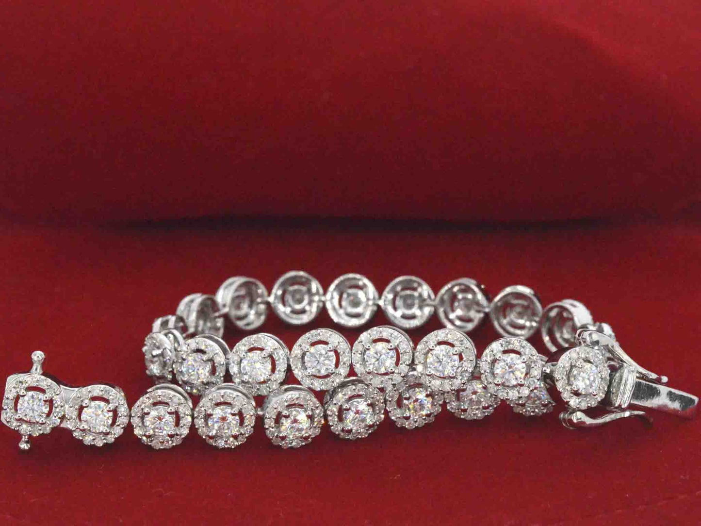 Witgouden armband met diamanten en briljanten 5.50 carat