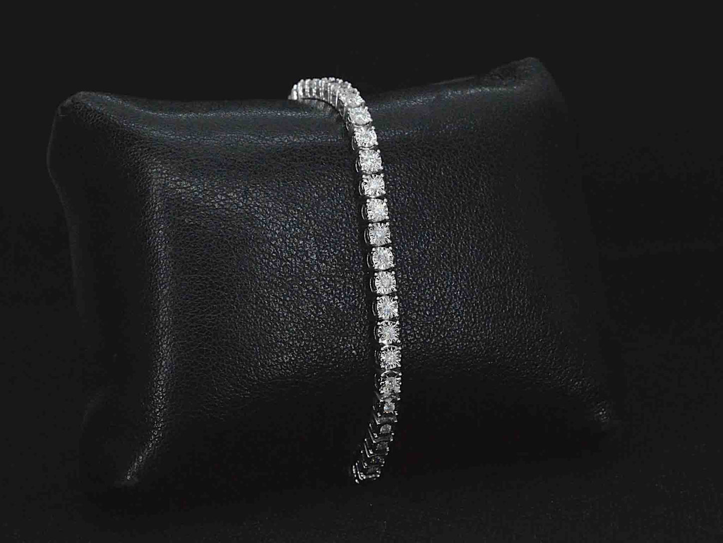 Witgouden tennisarmband met diamanten 1.00 carat