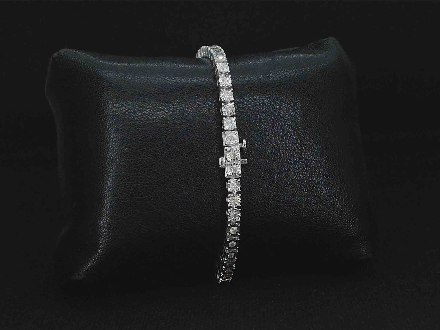 Witgouden tennisarmband met diamanten 1.00 carat