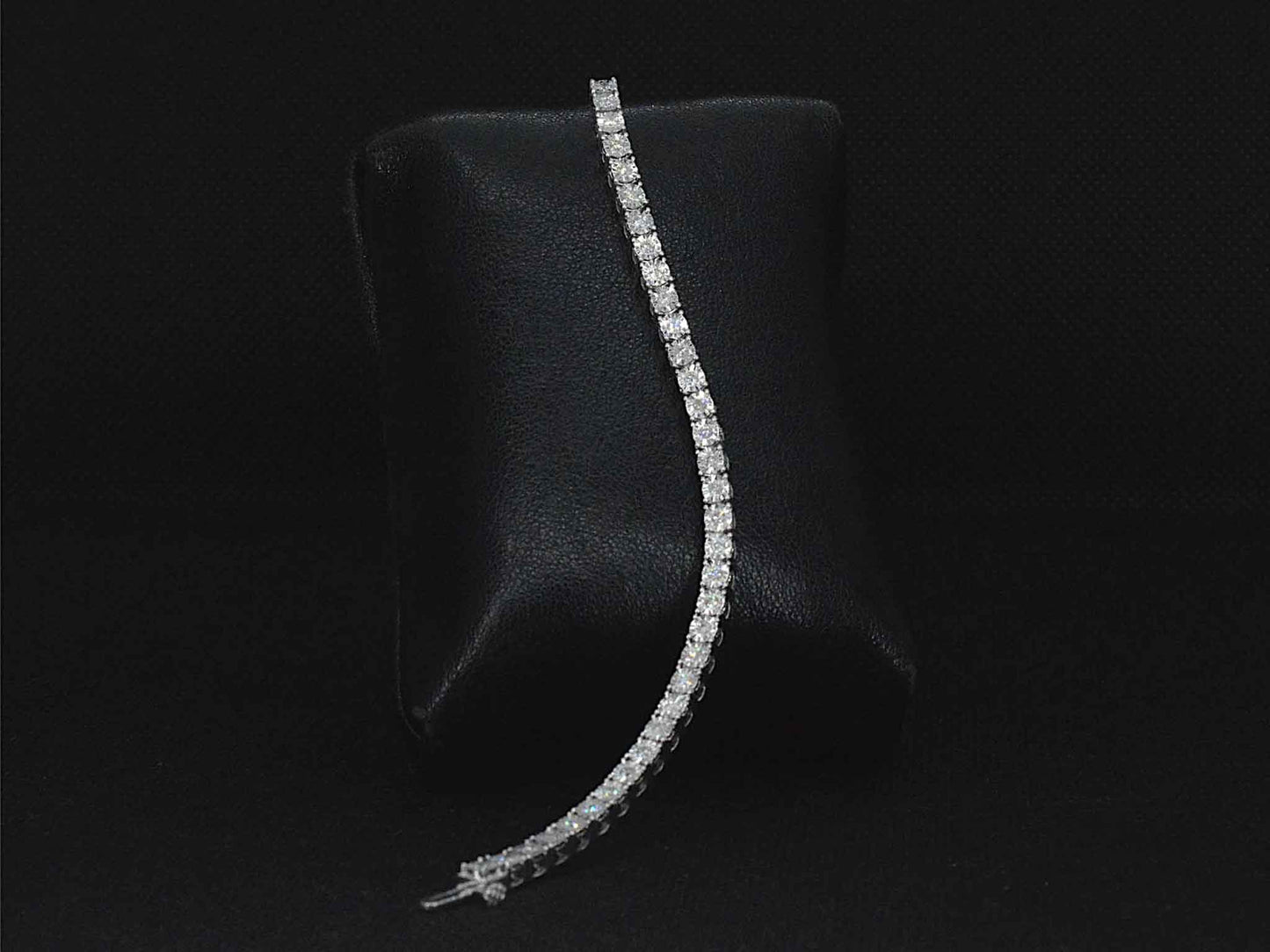 Witgouden tennisarmband met diamanten 1.00 carat