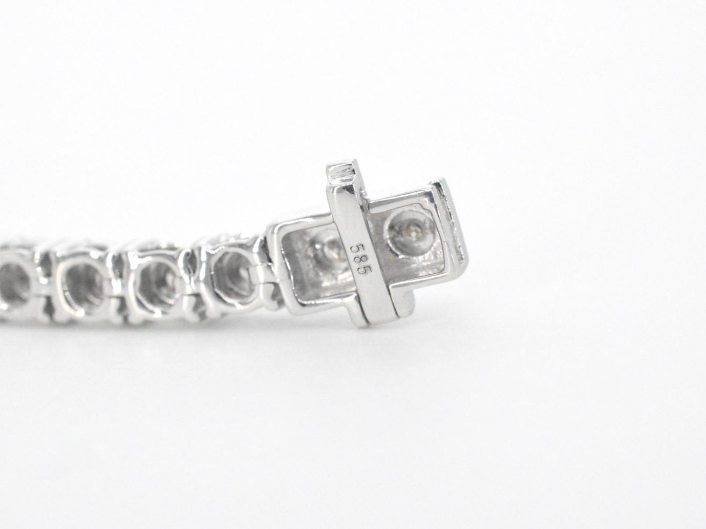 Witgouden tennisarmband met diamanten 1.00 carat