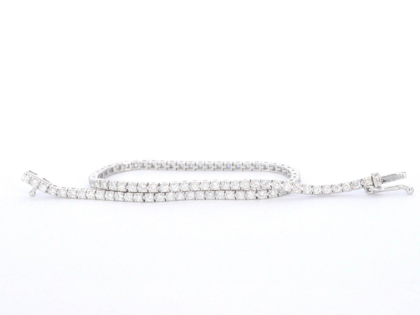 Witgouden armband met diamanten 1.20 carat