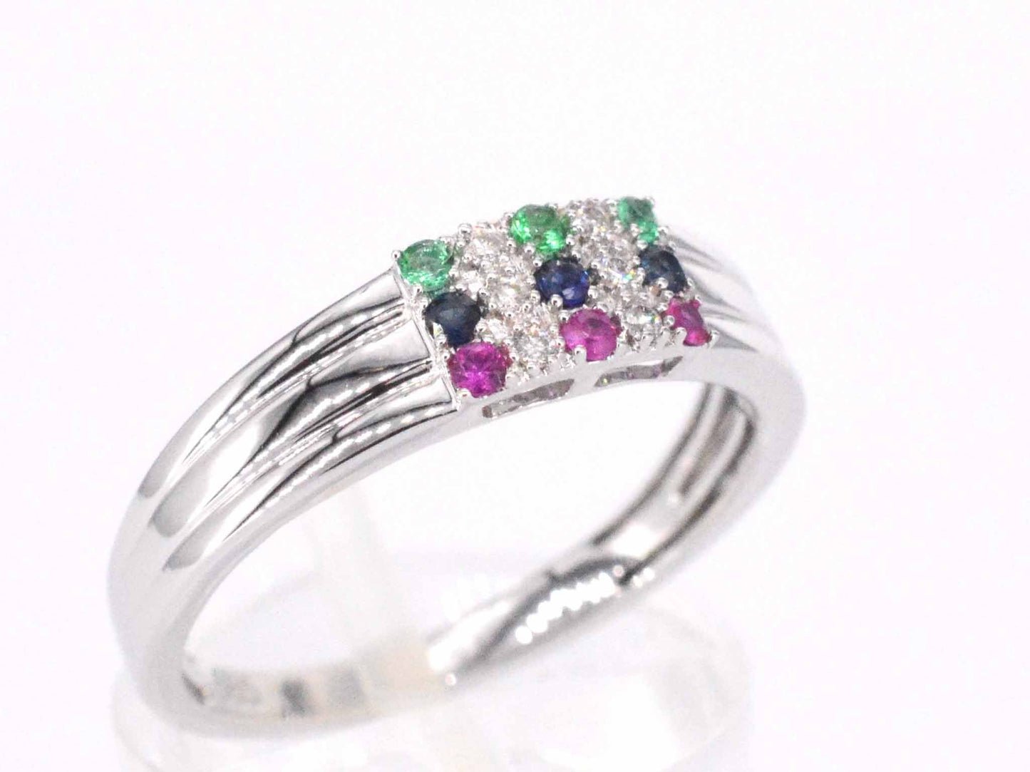 Witgouden ring met diamant en multicolour edelstenen