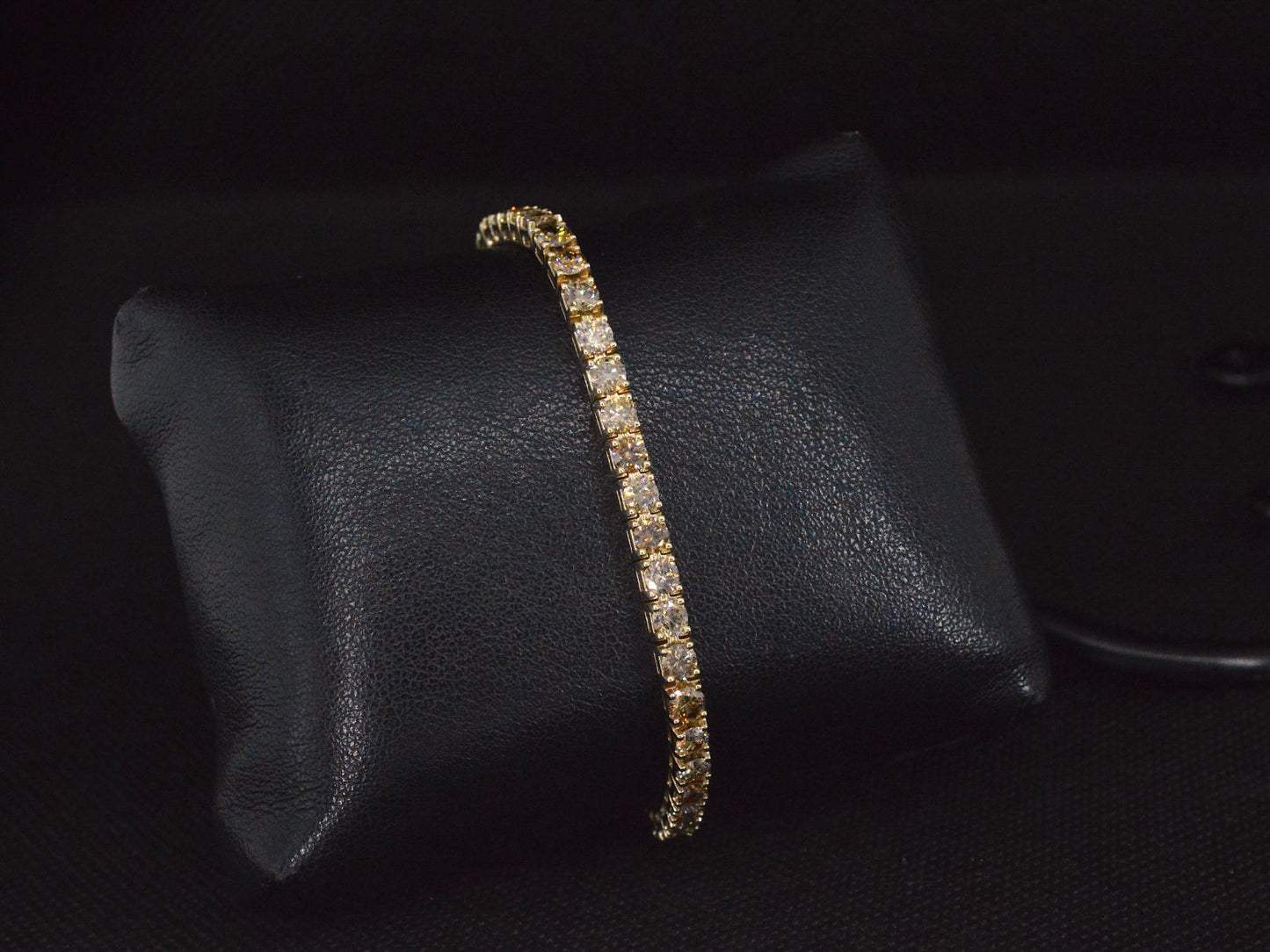 Gouden armband met diamanten 8.00 carat