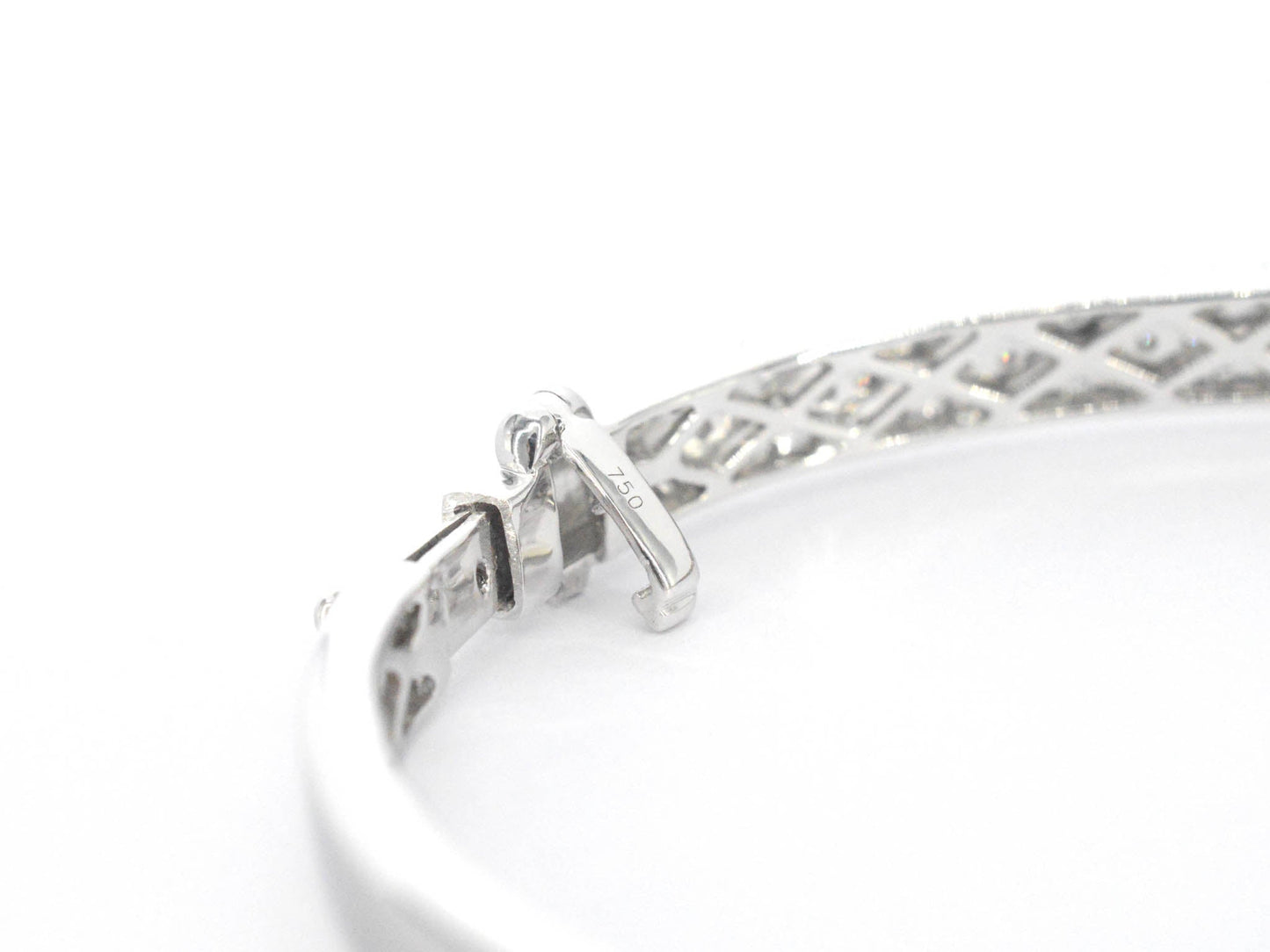 Witgouden vaste armband met briljant geslepen diamant 2618-6