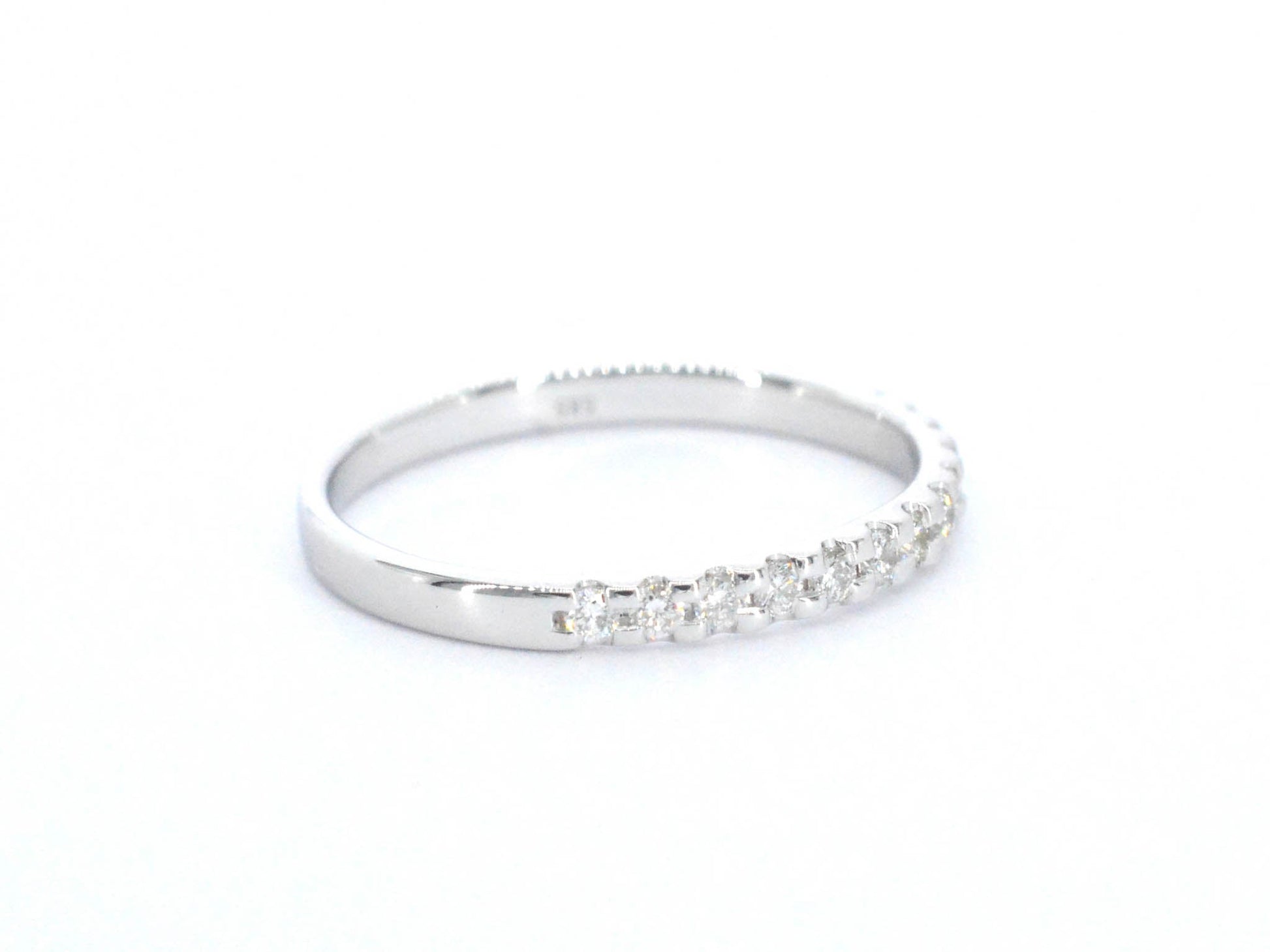 Witgouden ring met diamanten 2624-3