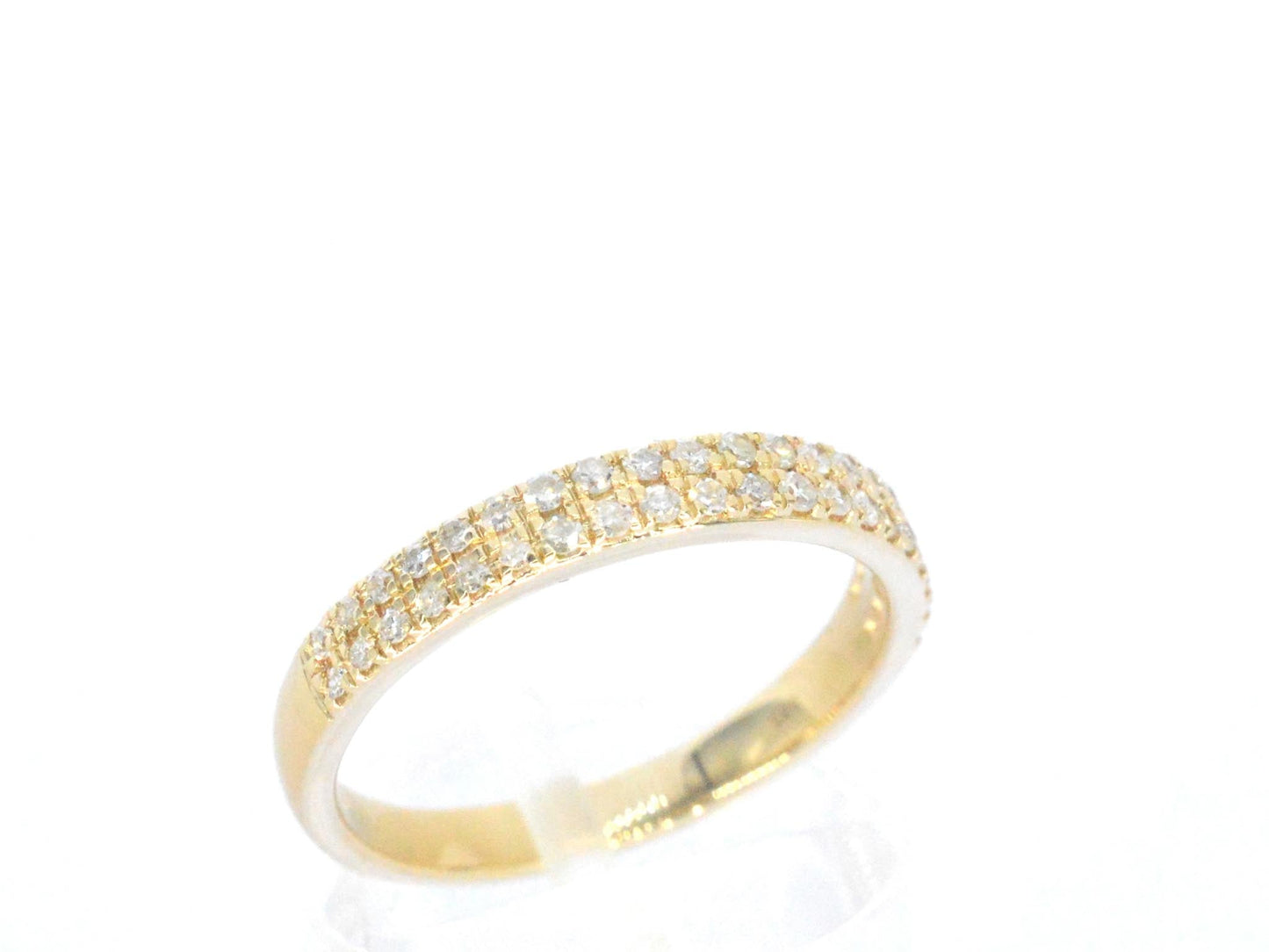 Gouden rijring met diamanten
