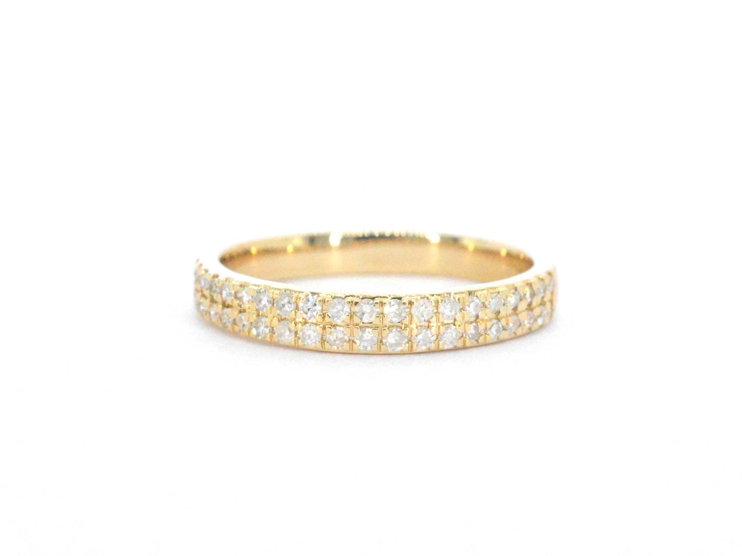 Gouden rijring met diamanten