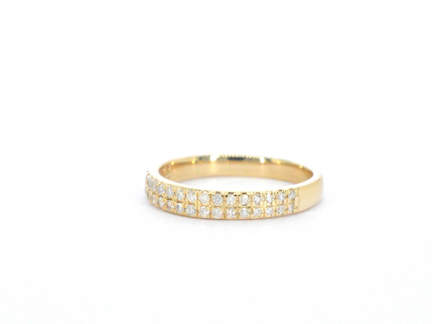 Gouden rijring met diamanten