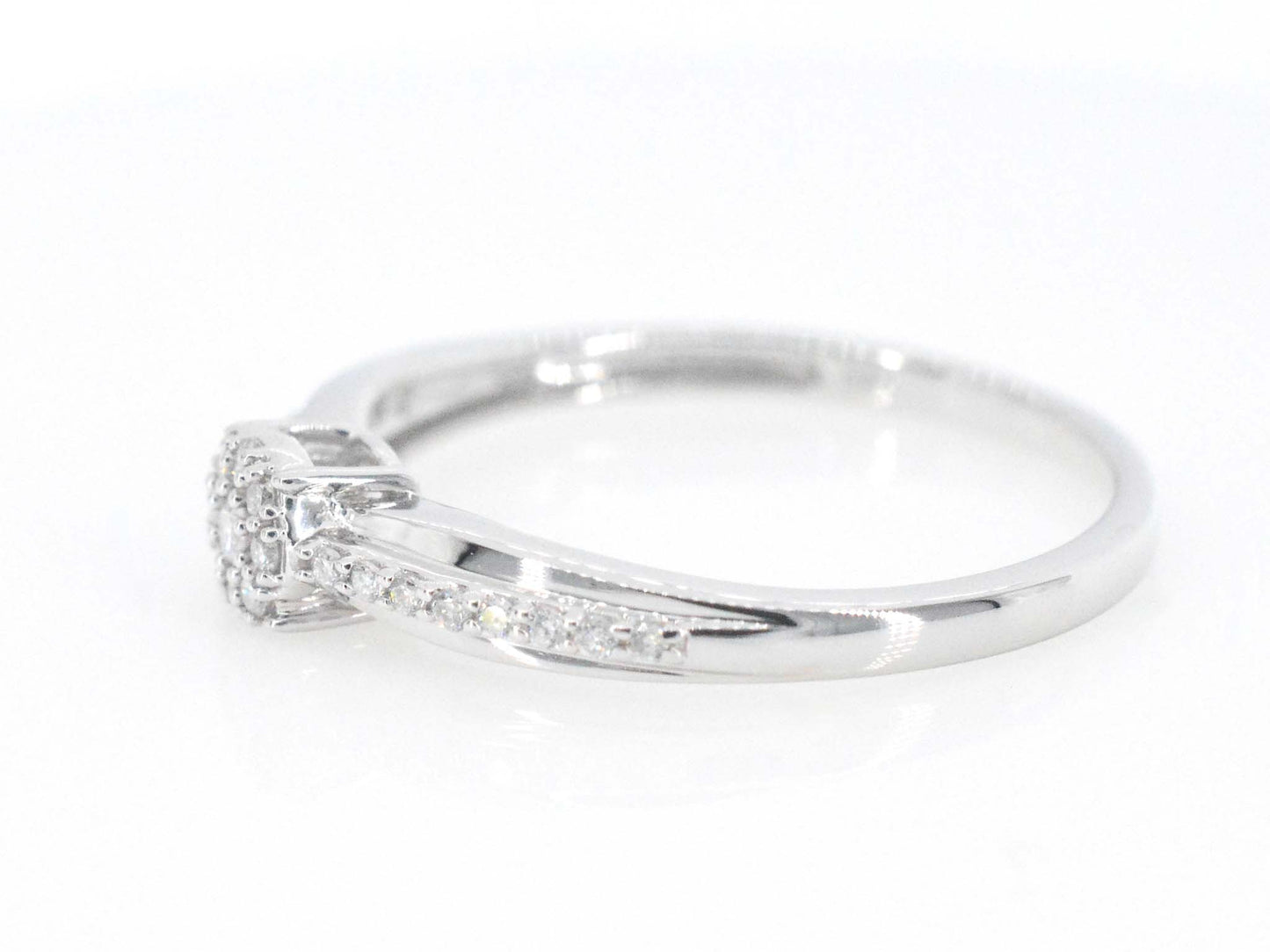 Witgouden ring met diamanten