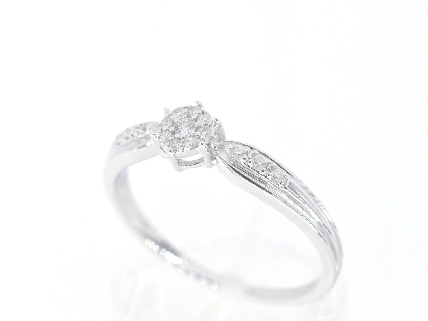 Witgouden ring met diamanten