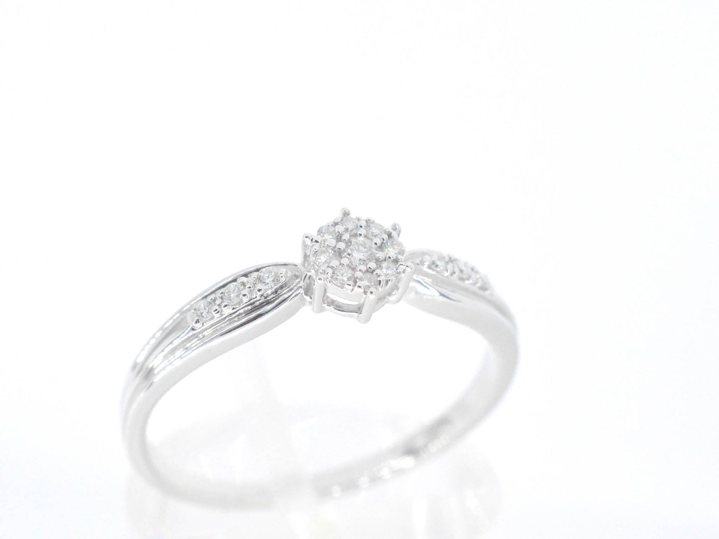 Witgouden ring met diamanten