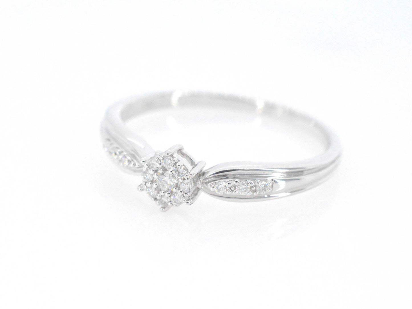 Witgouden ring met diamanten