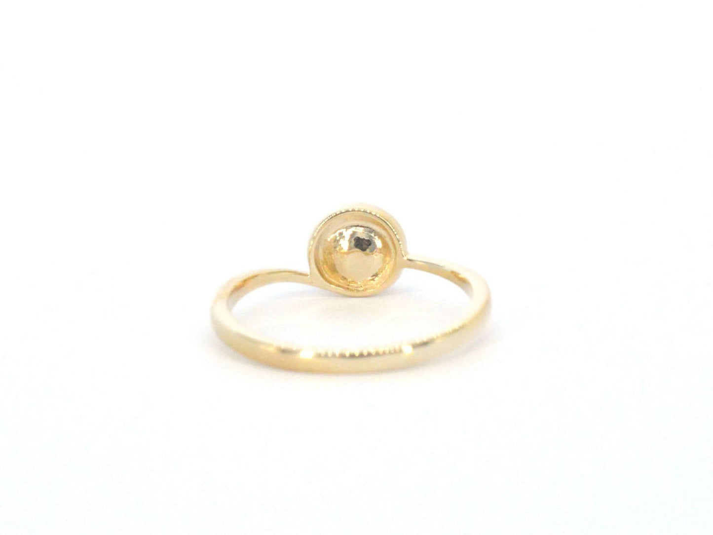 Gouden ring met diamanten en een parel