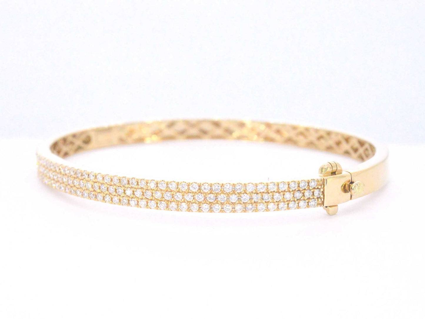 Gouden vaste armband met briljant geslepen diamant