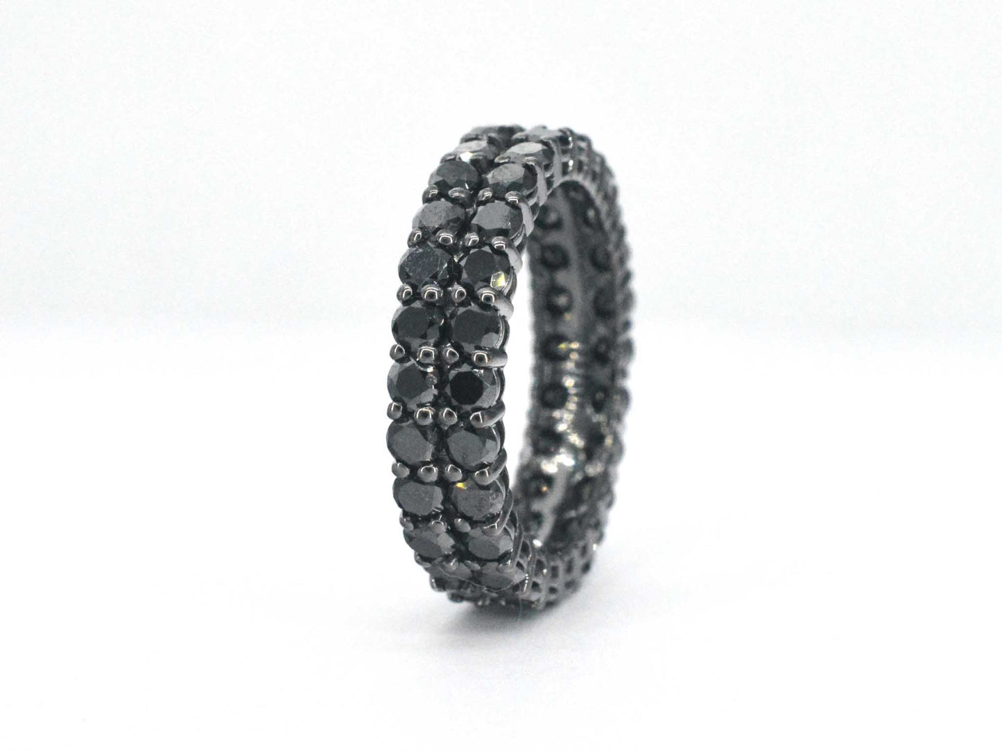 Gouden eternity ring met zwarte diamanten - zwart rhodium