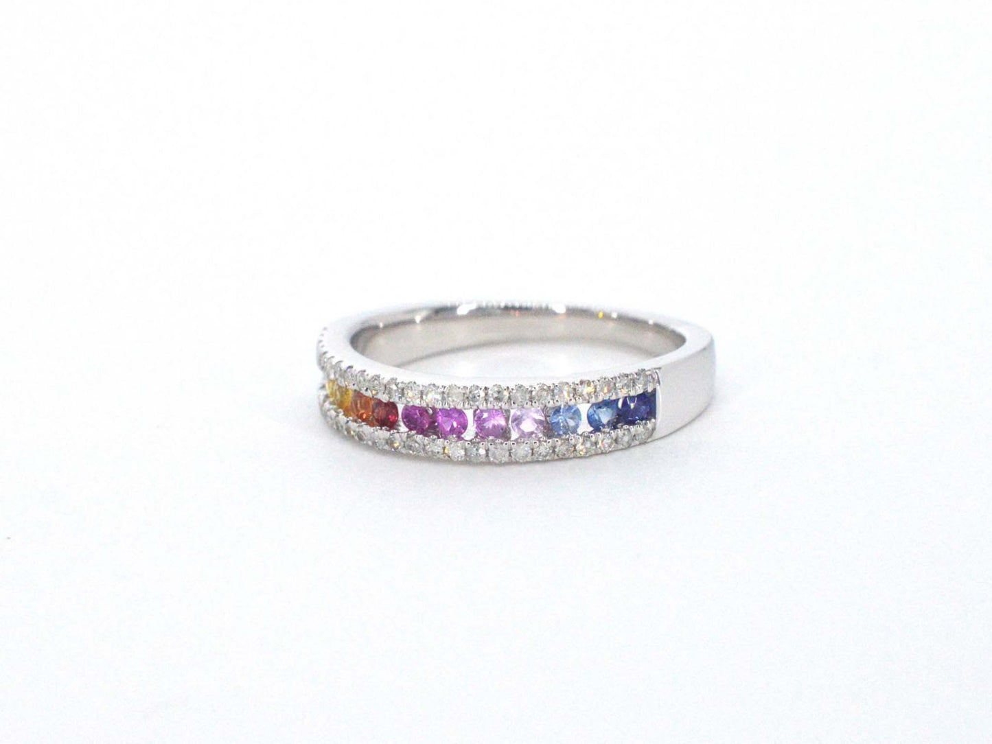 Witgouden ring met diamanten en multicolor saffieren