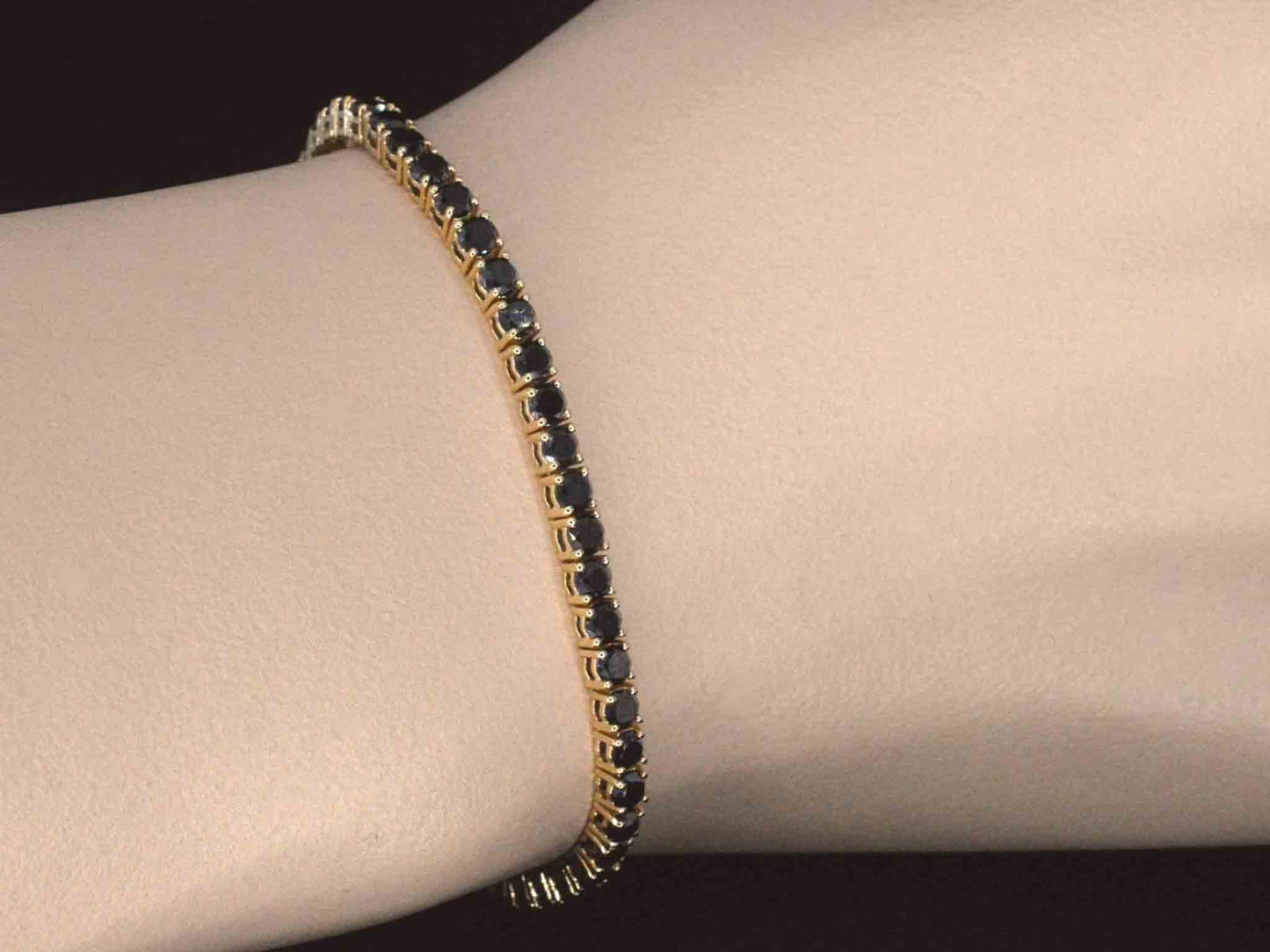 Gouden armband met 7.00 carat zwarte Briljant geslepen diamanten