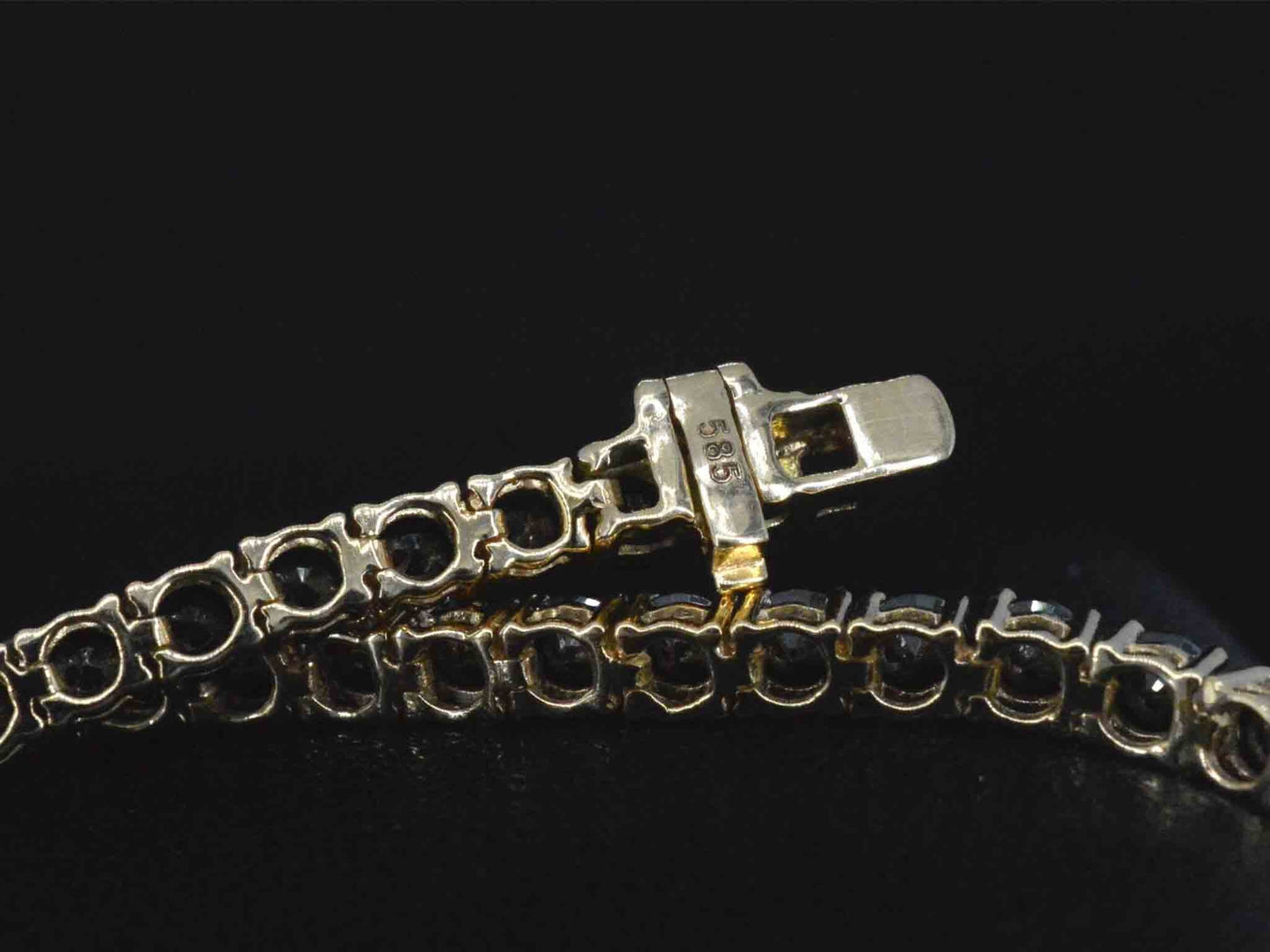 Gouden armband met 7.00 carat zwarte Briljant geslepen diamanten
