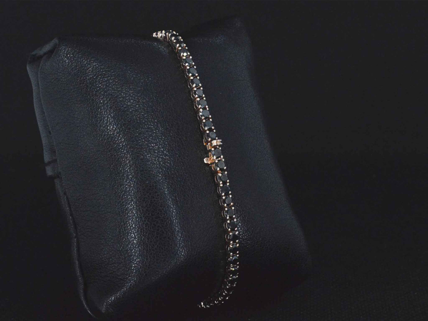Rosegouden armband met 7.00 carat zwarte Briljant geslepen diamanten